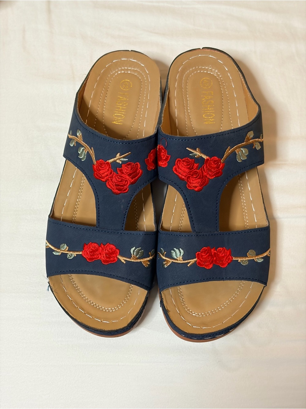 Fashion Navy Slide Sandals with Red Rose Embroidery